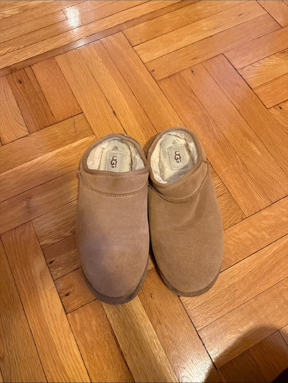 UGG Women’s Chestnut Brown Suede Slip-On Clogs Size 10